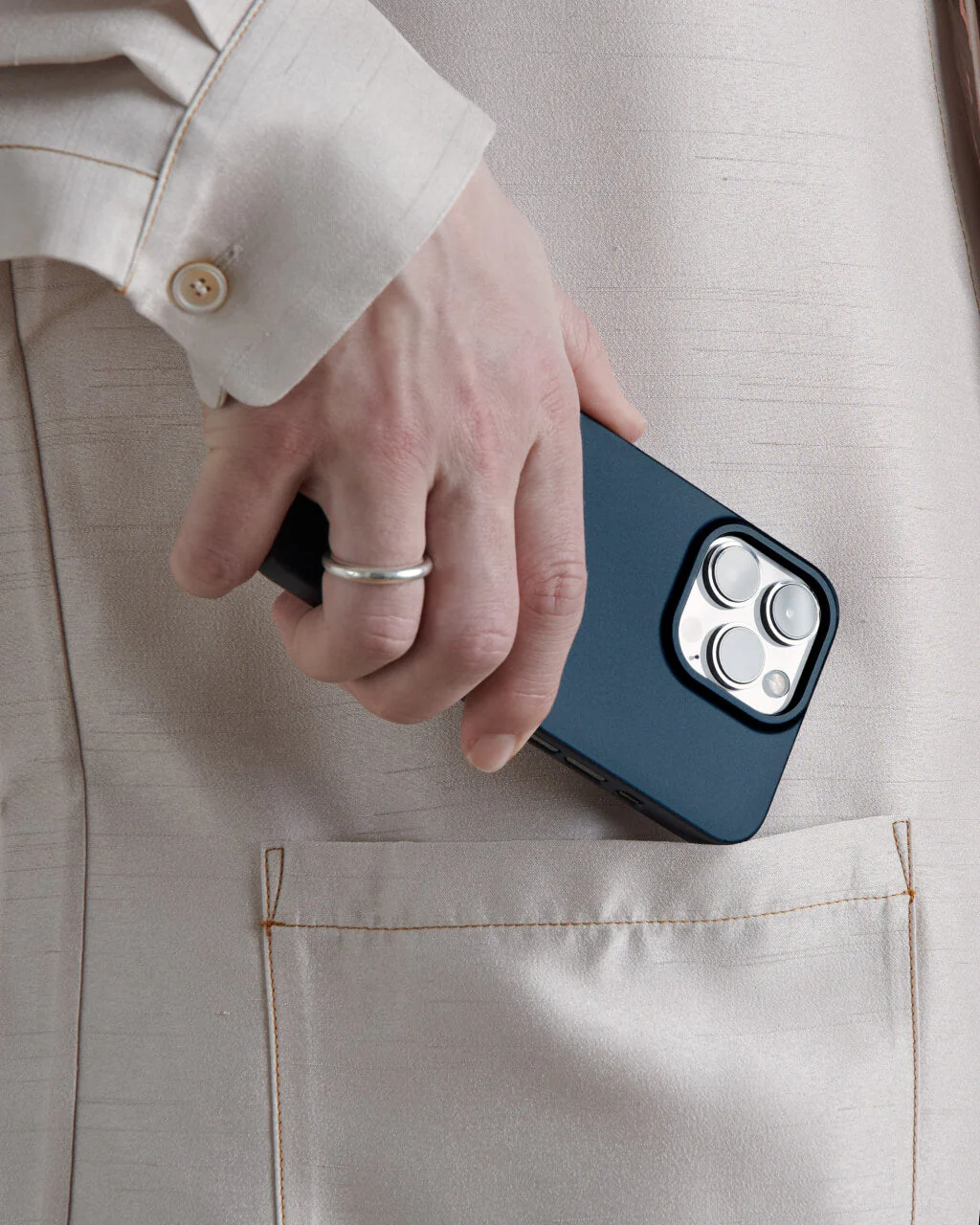 Thin Case - Image 3